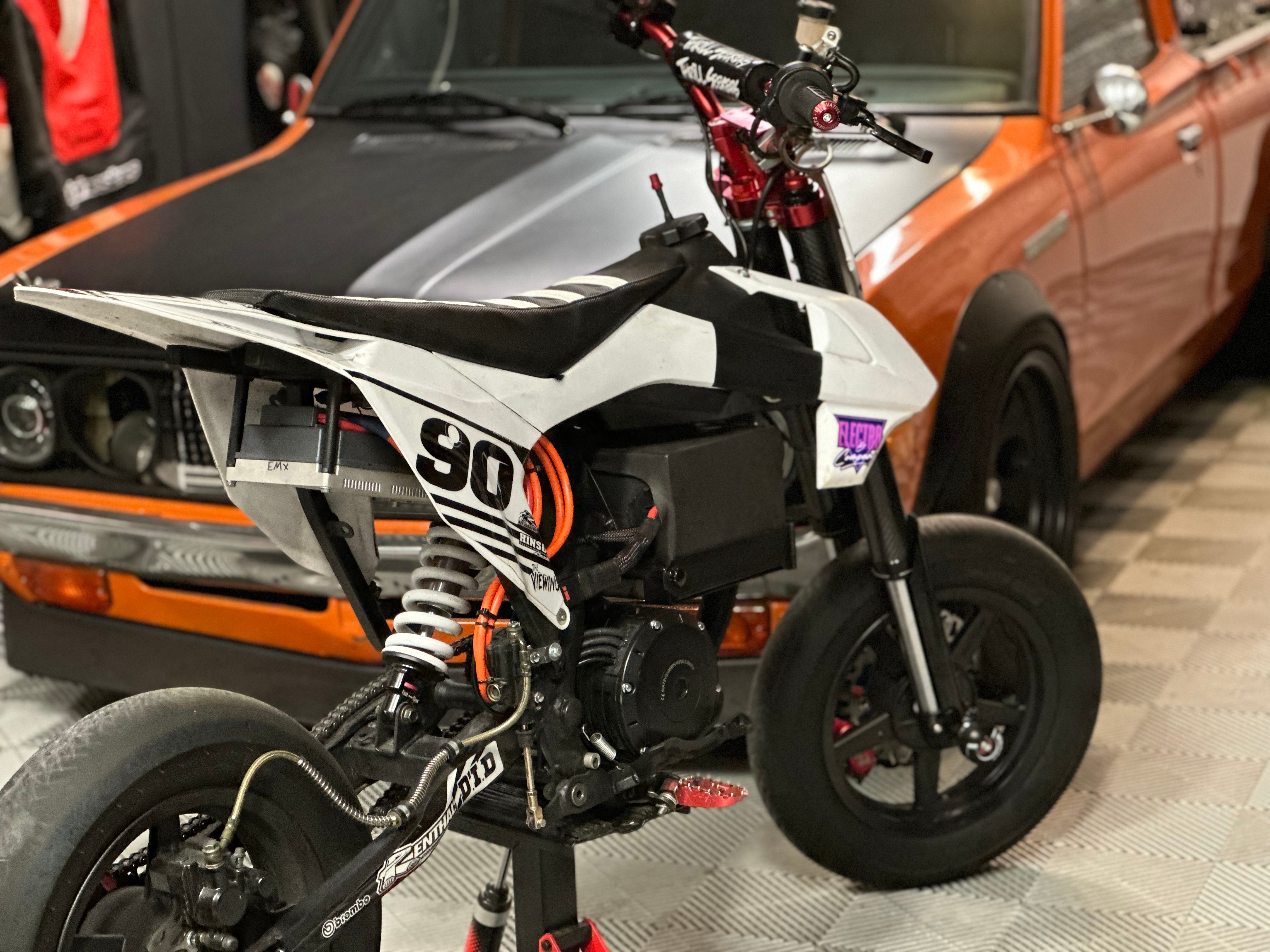 Electric MiniMotard photo 86